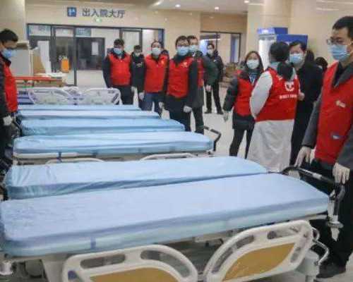 莲子对子宫卵巢的功效是什么，补充气血越吃越美丽。